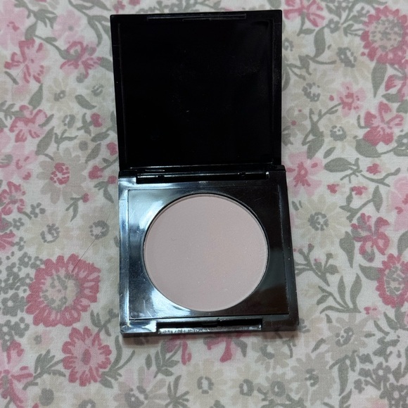 🤍Setting Powder Bundle🤍 - Picture 3 of 11